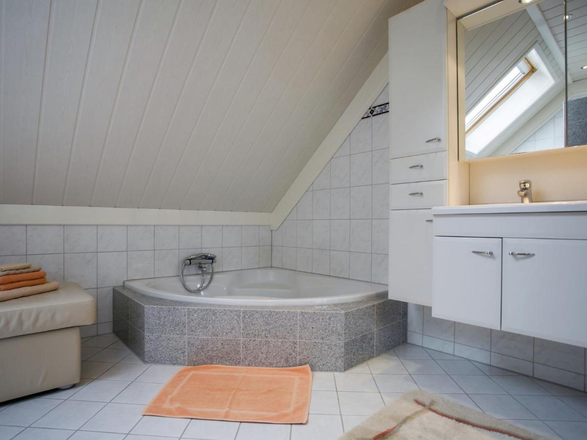 Boutique Apartment In Ritthem With Terrace エクステリア 写真